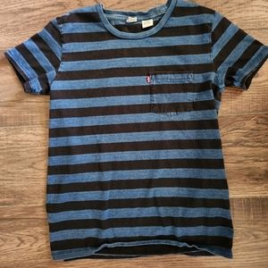 Levis t-shirt